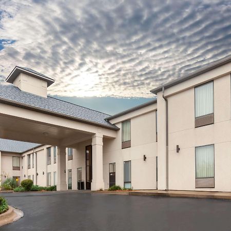 Super 8 By Wyndham Conway Hotel Luaran gambar