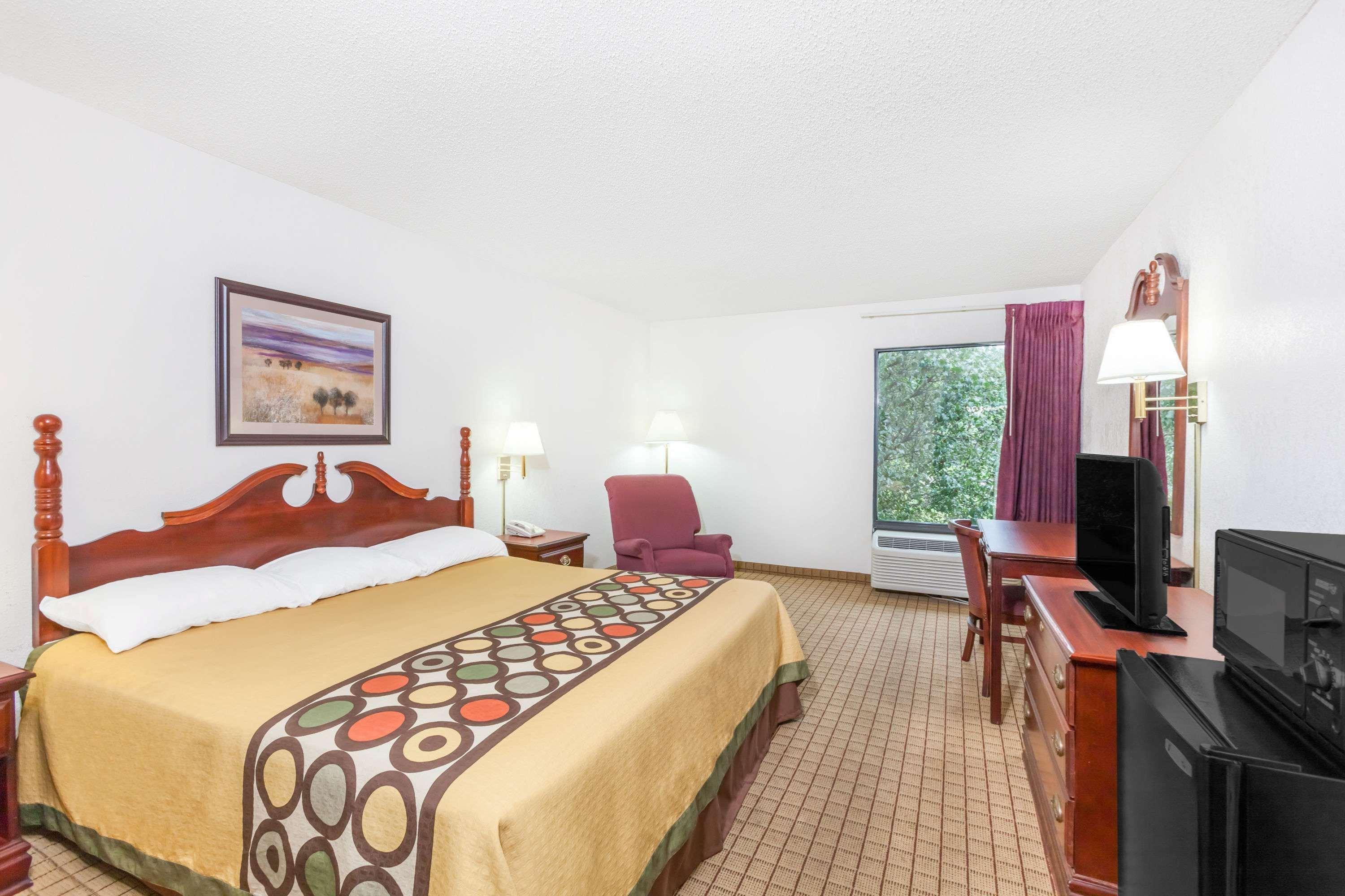 Super 8 By Wyndham Conway Hotel Luaran gambar