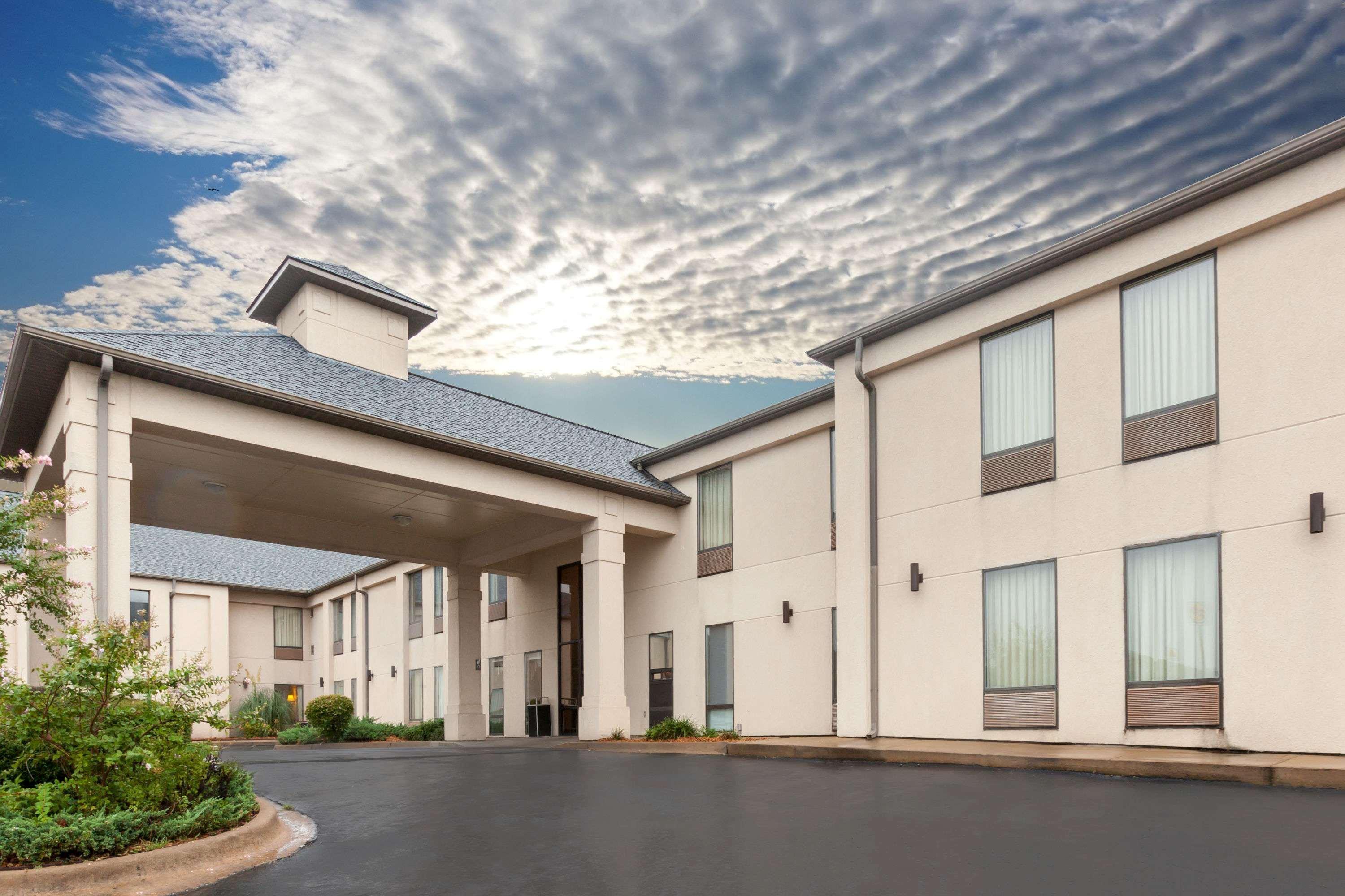 Super 8 By Wyndham Conway Hotel Luaran gambar