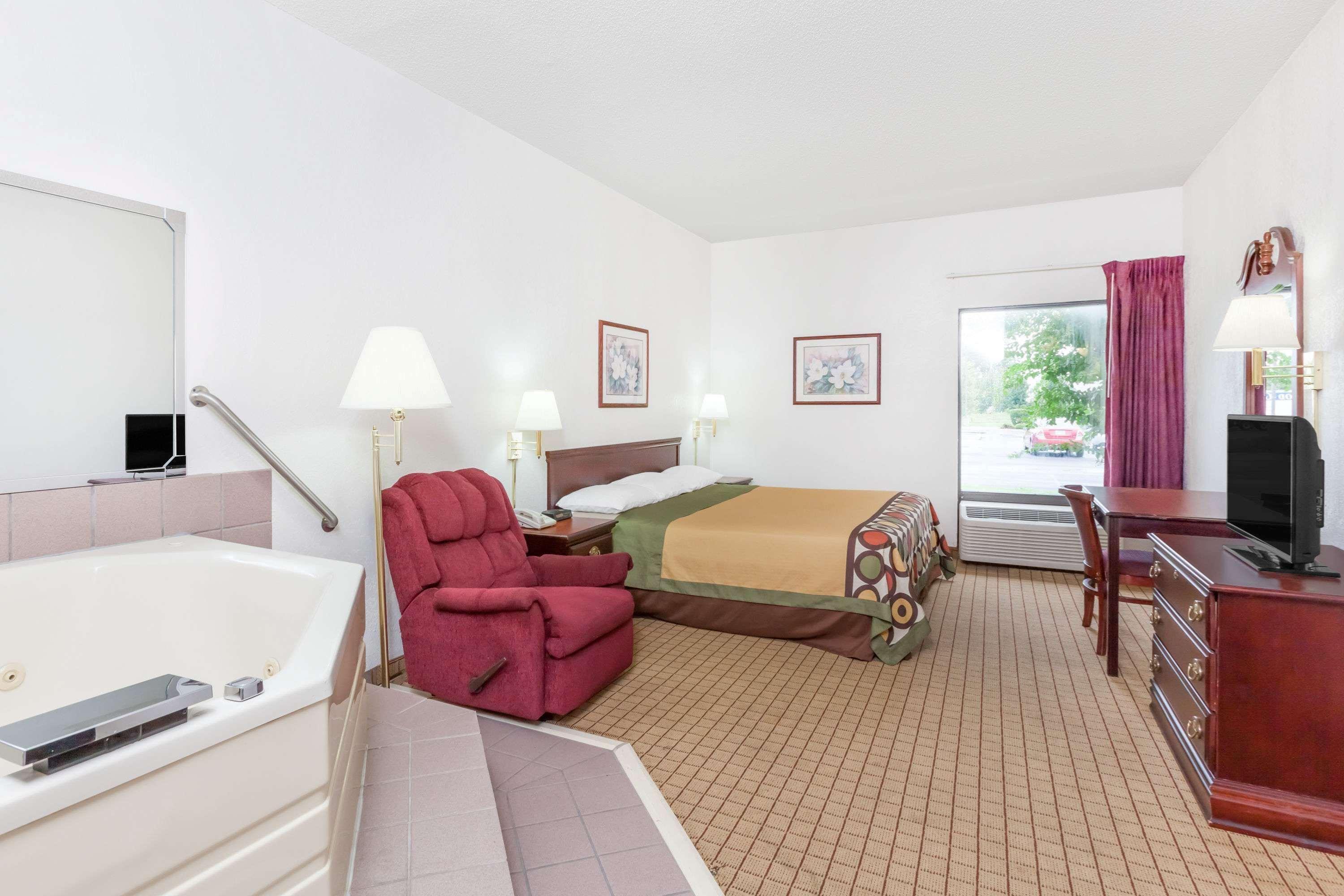 Super 8 By Wyndham Conway Hotel Luaran gambar